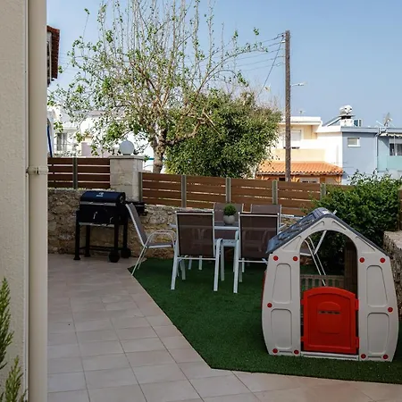 Apartment Amalthea Family Residence, 2 Min Walking From Center Rethymno (Crete)