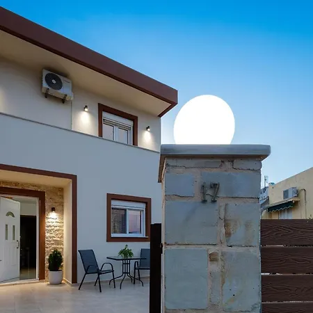 Amalthea Family Residence, 2 Min Walking From Center Apartment *