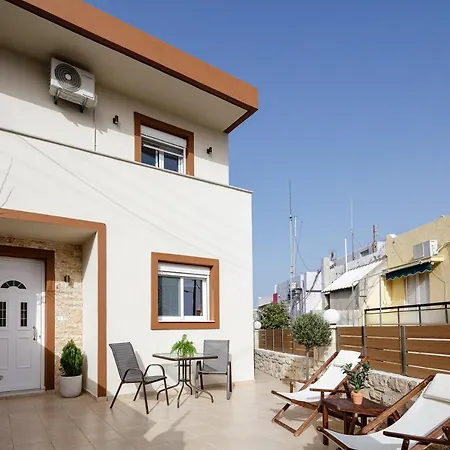 Amalthea Family Residence, 2 Min Walking From Center *